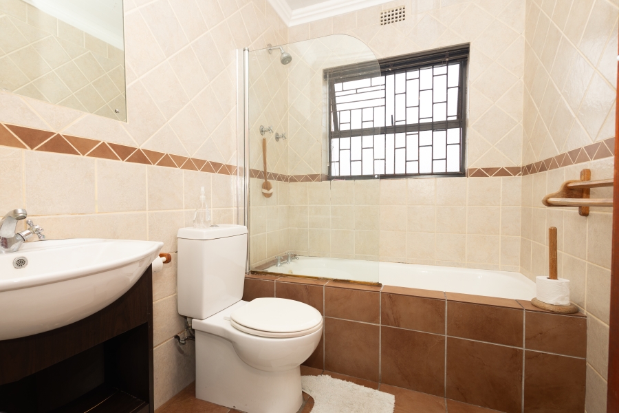4 Bedroom Property for Sale in Riverton Western Cape